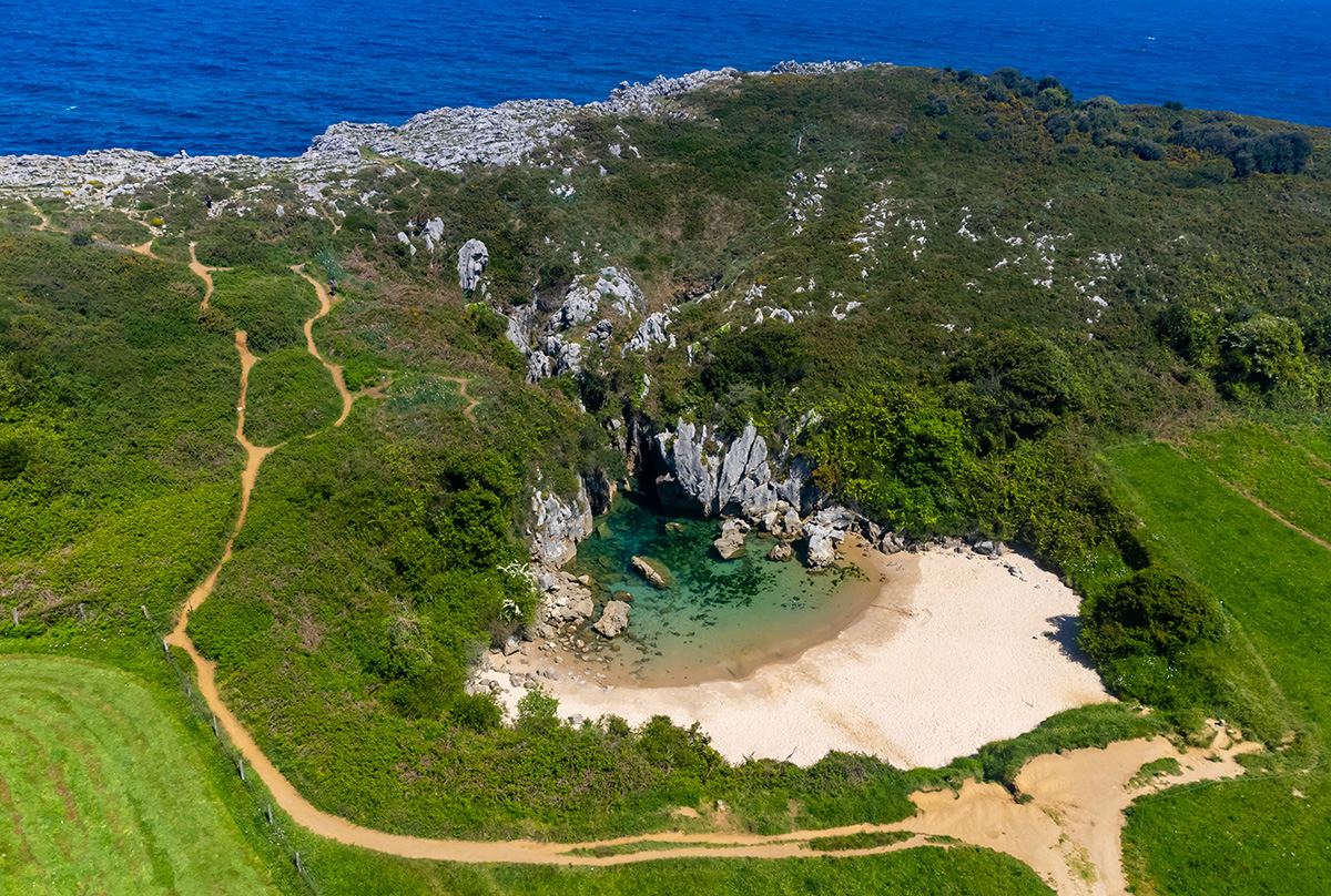 Las 9 mejores playas de Asturias. ¿Cuáles son las más especiales?