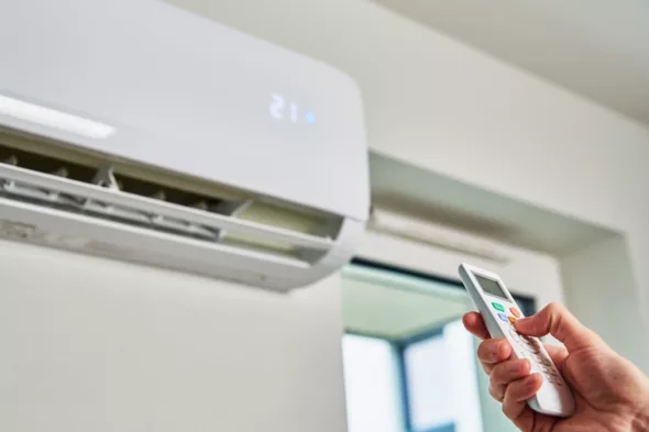¿Qué hacer antes de encender el aire acondicionado después de tiempo parado?
