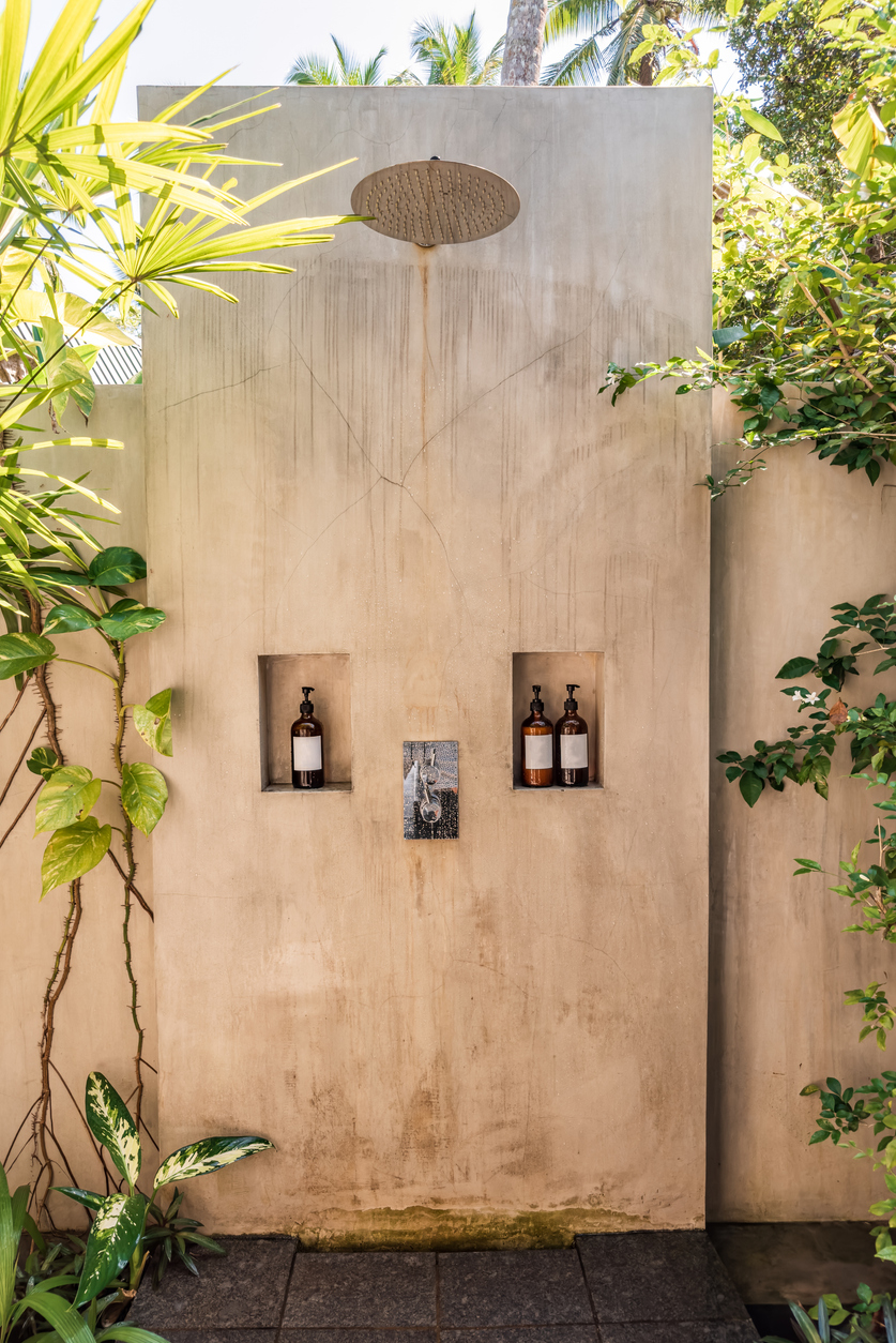 Cómo crear un baño exterior en el jardín 1 Cómo crear un baño exterior en el jardín