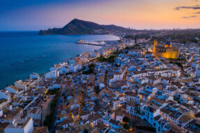 5 chalets de lujo en Alicante: paraíso mediterráneo