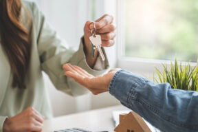 Cómo conocer al inquilino antes de alquilar un piso