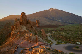 Cuál es la montaña más alta de España