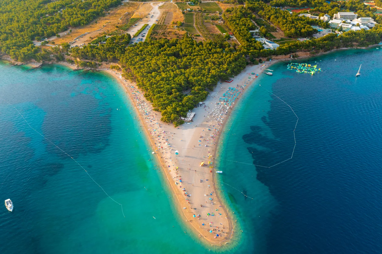 Playa de Zlatni Rat,