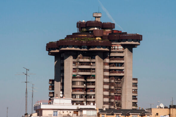 Una ruta de edificios brutalistas en España