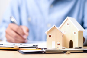 Agosto registra la primera caída de compraventa de viviendas en un año